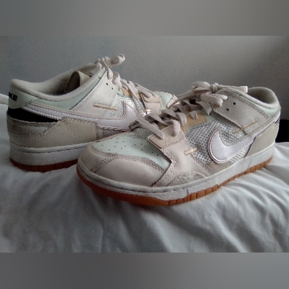 SOLD Nike 10.5 Dunk Low Scrap Sea Glass